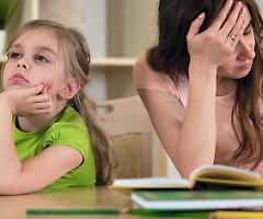 Le mamme alla Azzolina: la didattica a distanza deve stare a distanza