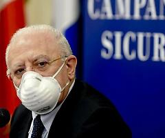 De Luca ritira il lockdown, in Campania sarà solo coprifuoco