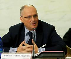 Coronavirus, Ricciardi: «Il contenimento è saltato, ora occorrono scelte coraggiose»