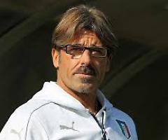 Calcio, ad Evani il timone dell'Italia in difficoltà aspettando la Polonia