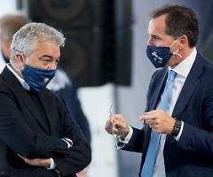 Vaccino Anti Covid, l'Italia parte con 1,9 milioni di dosi