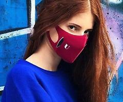 Stop alle mascherine U-Mask che piacciono tanto ai vip: sono considerare rischiose per la salute