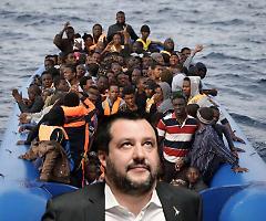 Sbarco di altri 524 migranti a Lampedusa, senza quarantena. Salvini tace