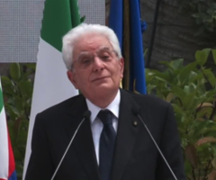  Mattarella consegna il tricolore per Tokyo2020 