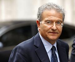 Caos Procure, On. Fabrizio Cicchitto: da Perugia una orgia di volgarità e autoritarismo