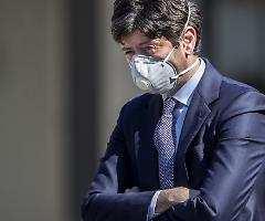 Covid, Speranza: «Dopo sei mesi tutti i vaccinati devono fare il richiamo»