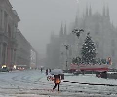 Arriva il maltempo, Milano si sveglia sotto la neve