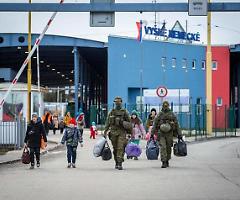 Fuga da Kiev, la Slovacchia predispone un piano straordinario di accoglienza alla frontiera  

