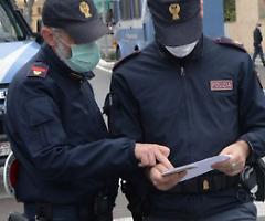 Stop alla sospensione dal lavoro per i poliziotti non vaccinati