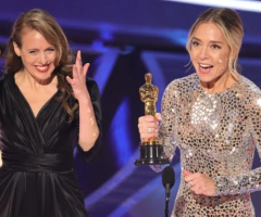 Nella notte da Oscar tutti in "Coda" per Sian Heder e la scazzottata con Will Smith
