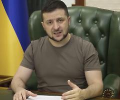 Zelensky chiede 5miliardi di dollari al mese e artiglieria moderna