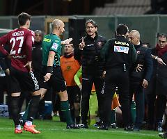 La Premier League e la Rivoluzione Arbitrale: Microfoni sul Campo per Spiegare le Decisioni Controverse