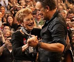 La luce delle stelle: l'addio di Bruce Springsteen alla madre Adele Zerilli