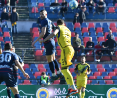 Cosenza-Pisa 1-1: eroe inaspettato e svolte drammatiche sul campo di Serie B