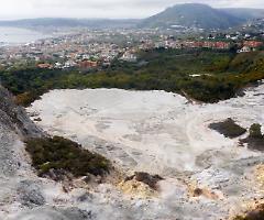 Terremoto a Napoli: una città in allerta tra scosse e bradisismo