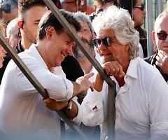 Conte rifonda i 5 Stelle, la sfida con Grillo