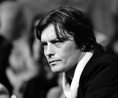 Addio a Alain Delon: l'icona del cinema francese che ha stregato intere generazioni
