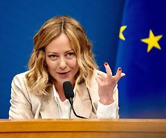 La Conferenza stampa di Giorgia Meloni: analisi delle nuove direttive politiche