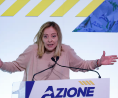 Da Meloni alla Picierno, il congresso di Calenda e la fiera delle amenità in Azione