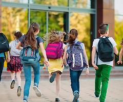 Saltando da Pasqua al 25 aprile al Primo Maggio, in attesa dell'ultima campanella: ecco quando finisce la scuola