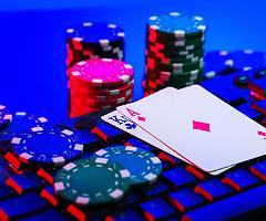 L’evoluzione del poker online tra regolamentazione e libertà digitale