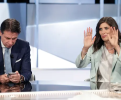 Appendino lascia la vicepresidenza M5S e contesta Conte: troppo schiacciato sul PD