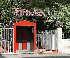 Sigilli allo storico "Piper" di Roma
