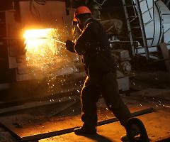 Polveri, gas e vapori: i pericoli invisibili negli ambienti di lavoro