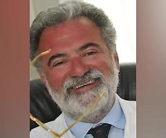 "Con quale faccia vi presentate al cenone di Natale", dice dei non vaccinati il presidente degli psichiatri che ha bisogno di aiuto