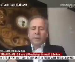 Mix vaccini anti Covid, Crisanti: "Una follia, non sappiamo nulla dei dati, sono indignato"