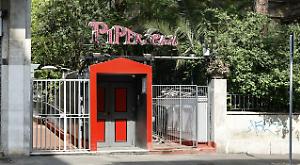 Sigilli allo storico "Piper" di Roma