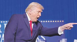 Destra e sinistra in America concordano: "Trump &egrave; un folle squilibrato"