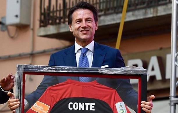Conte a Gioia Tauro: "Ho sempre detto che vengo da Volturara Appula, perciò voi siate orgogliosi delle vostre radici"