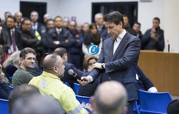 Primo Maggio, Conte: «Dura prova per il mondo del lavoro, intransigenti sulla sicurezza»