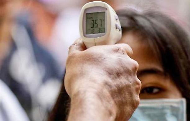 In Lombardia obbligo dei datori di lavoro a misurare la febbre ai dipendenti