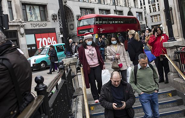 Coronavirus, 700 persone morte da sole in casa a Londra