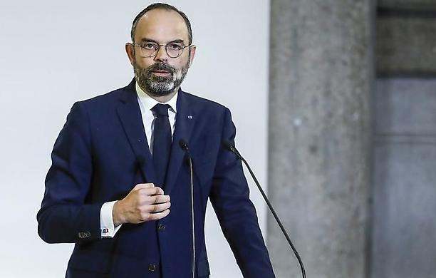 In Francia si dimette il governo di Edouard Philippe, Macron alla ricerca di un nuovo Esecutivo