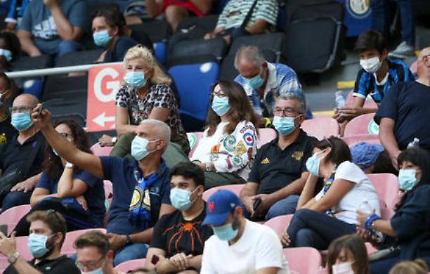Coronavirus, il Cts: «Non ci sono le condizioni per aumentare il pubblico negli stadi»