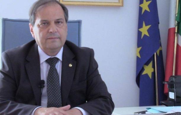 Coronavirus, i medici ai cittadini della Puglia: «Sistema di contact tracing in affanno, tracciatevi da soli»