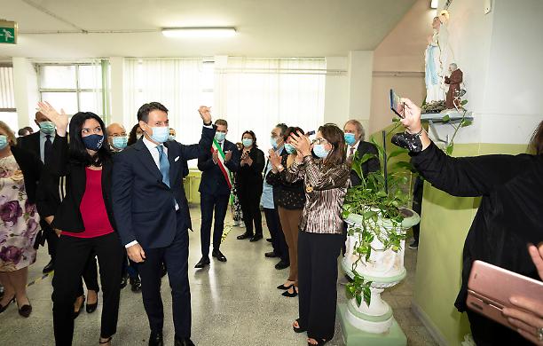 Scuola, la didattica a distanza potrebbe riguardare tutti: dalla terza media in su
