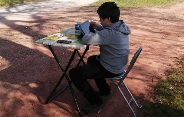 Si fa presto a dire Dad: nei piccoli comuni e nelle campagne una famiglia su tre è senza internet veloce