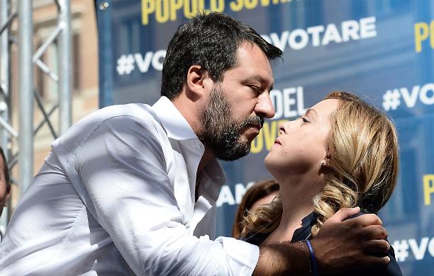 Centrodestra unito solo a parole, l'importante è dire no a Conte