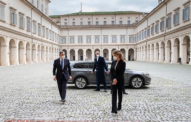 Donne e Sud, le Cenerentole al ballo di Draghi