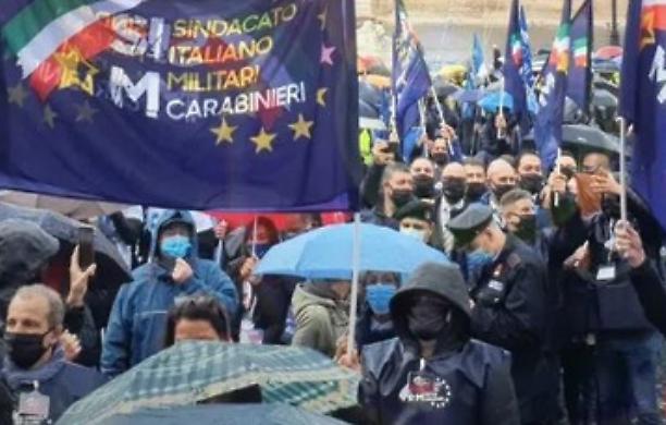 Manifestazione SIM Carabinieri Roma