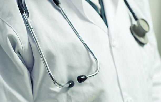 La medicina del territorio rischia una Caporetto: 1,5 milioni di italiani non hanno il medico di base ed entro il 2027 sono previsti oltre 35mila pensionamenti