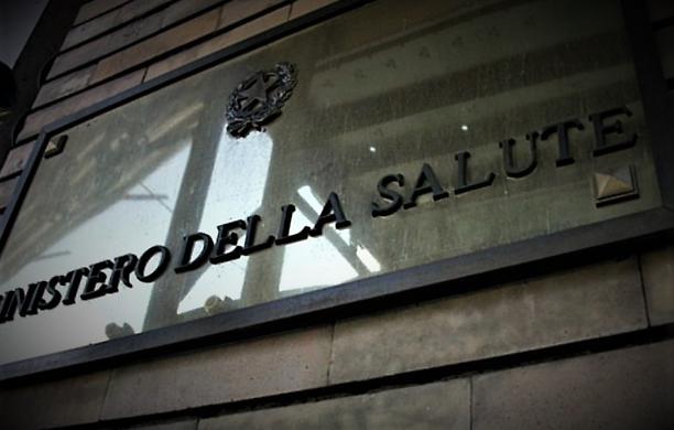 Reazioni avverse al vaccino: domani il presidio di Ucdl davanti al ministero della Salute