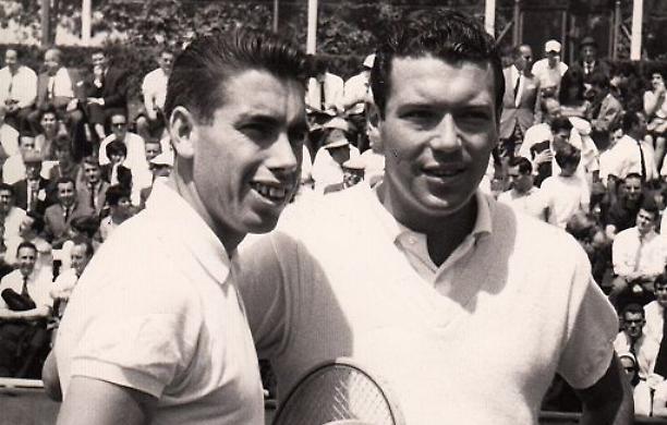 Addio a Manolo Santana, il grande pioniere del tennis rivale e amico di Pietrangeli