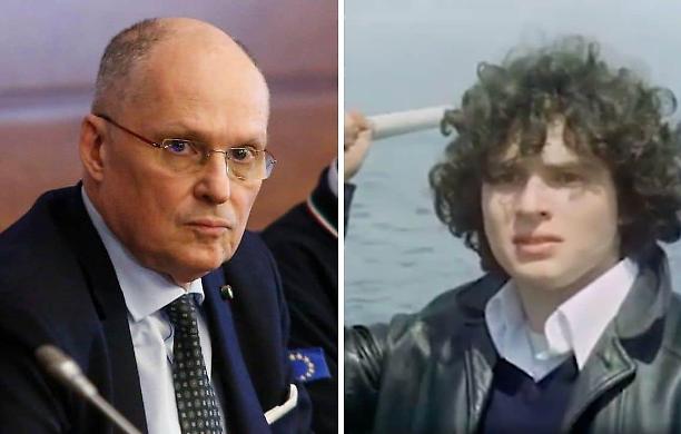 Ricciardi, ex attore, consigliere di Speranza: «Quarta dose per tutti». Cartabellotta: «La scienza dice che non serve». Qui urgono cure