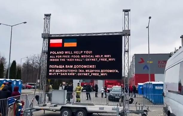 L'ambasciatrice polacca a Roma: «Vogliamo garantire la permanenza sicura e a lungo termine dei rifugiati in Polonia»