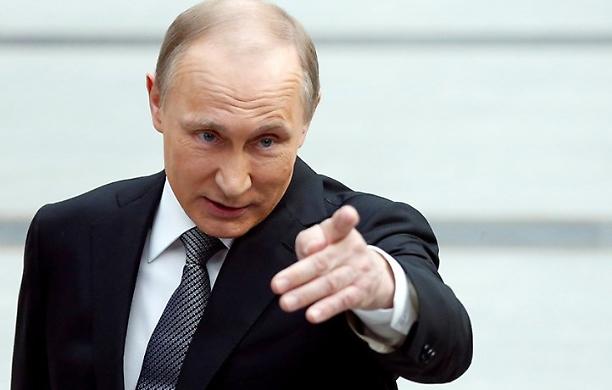 Controffensiva Putin: ingresso vietato in Russia a Biden e ad altri 963 americani, sanzioni anche alla moglie del premier canadese Sophie Trudeau